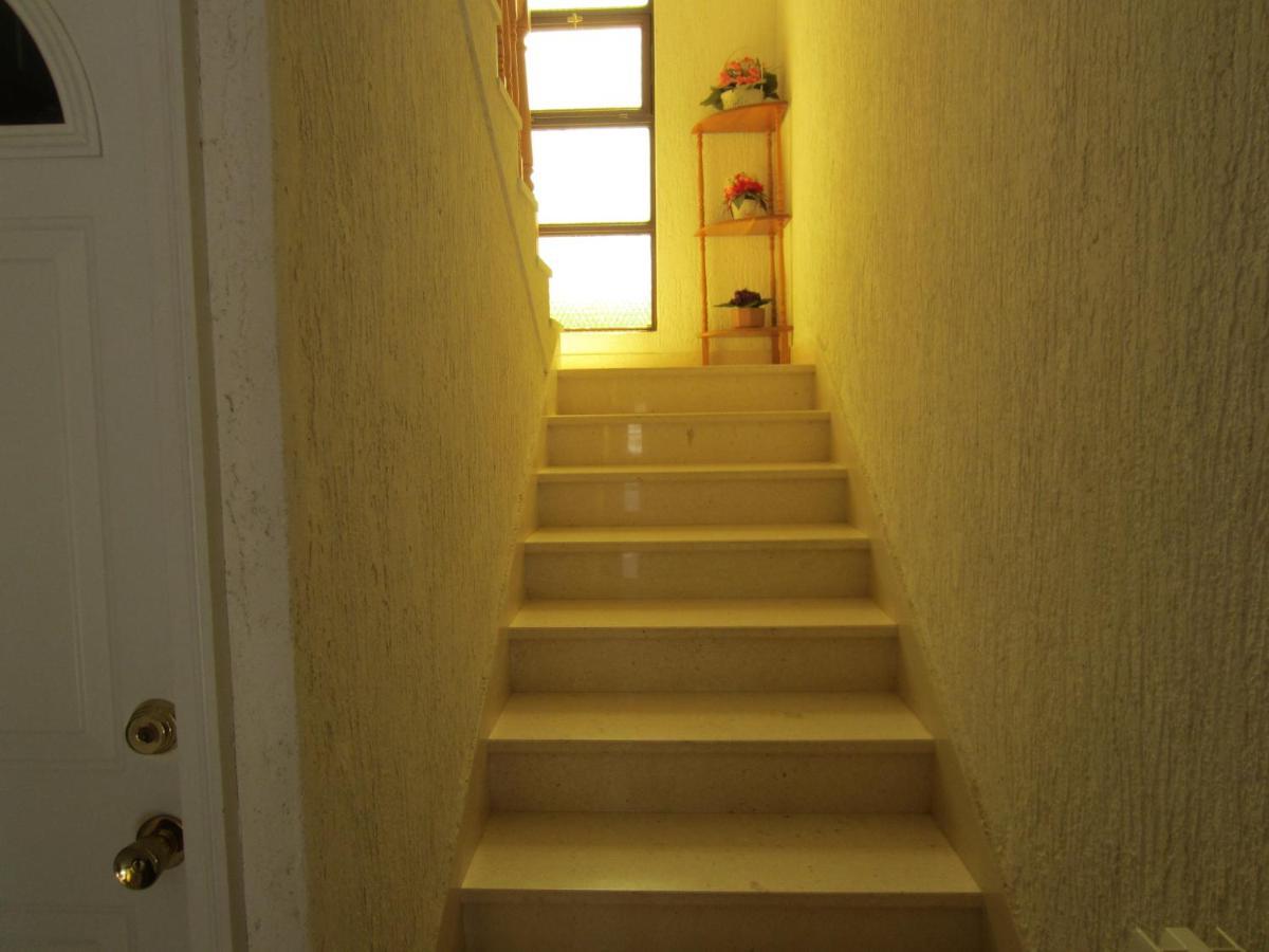 Ivic Apartments Vodice Croatia エクステリア 写真
